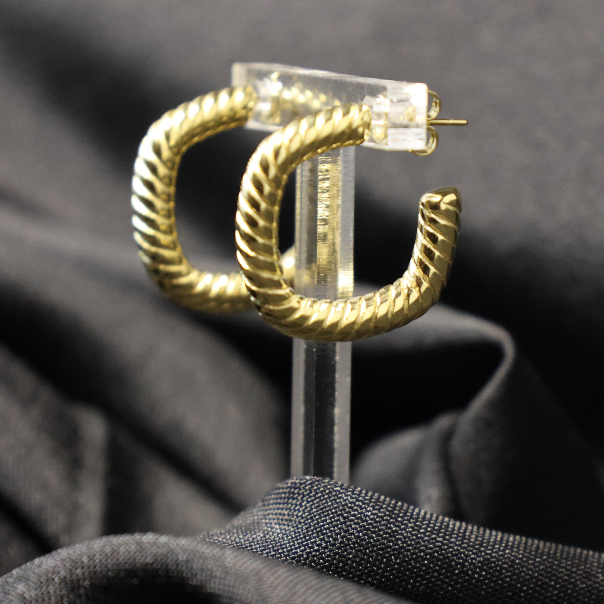 Roestvrij Stalen gele stevige gedraaide vierkante Oorringen