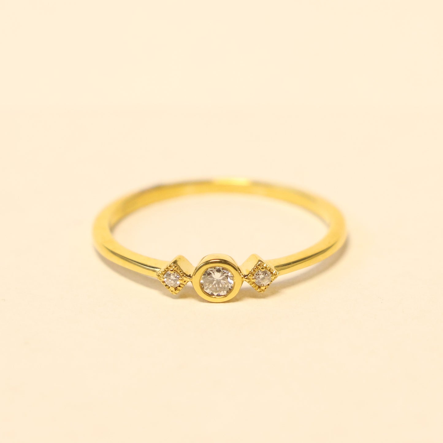 18kt geel gouden ring met briljant 068091/A