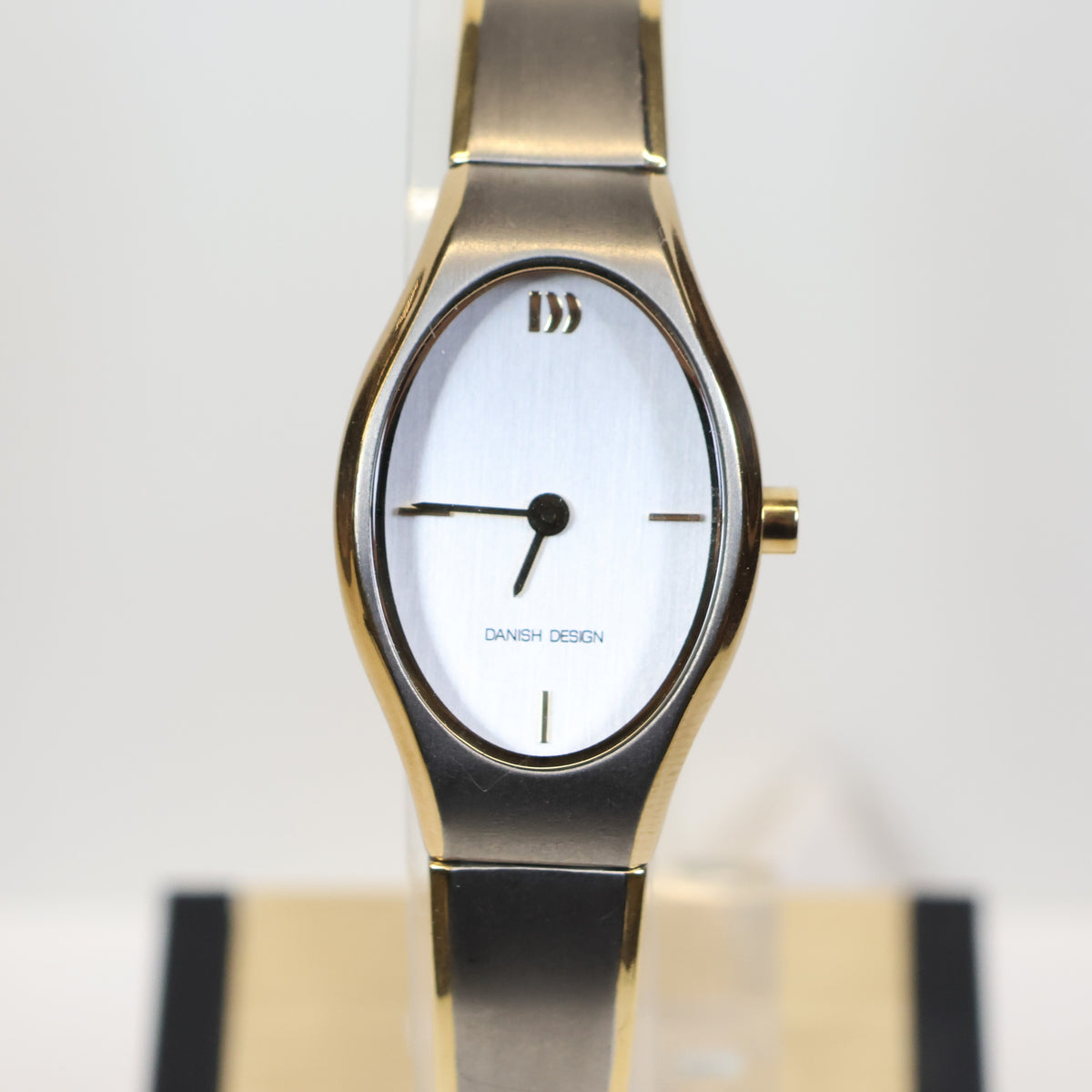 Danish Design dameshorloge 22mm ovaal IV65Q1266 bicolor titanium