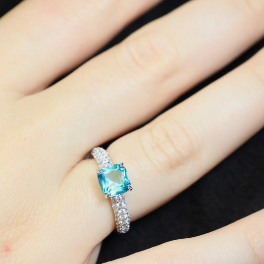 Naiomy Silver zilveren ring met Blauwe steen N4F54