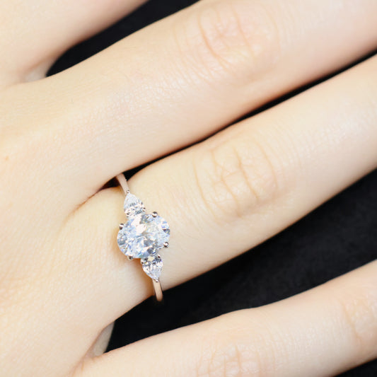 Naiomy Silver zilveren ring met zirconia steen N4R51