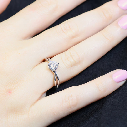 Naiomy Silver zilveren ring met zirconia steen N4R60