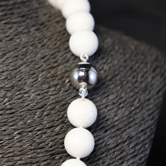 Wit Schuimkoraal Halssnoer met zilveren magneetslot 00348759