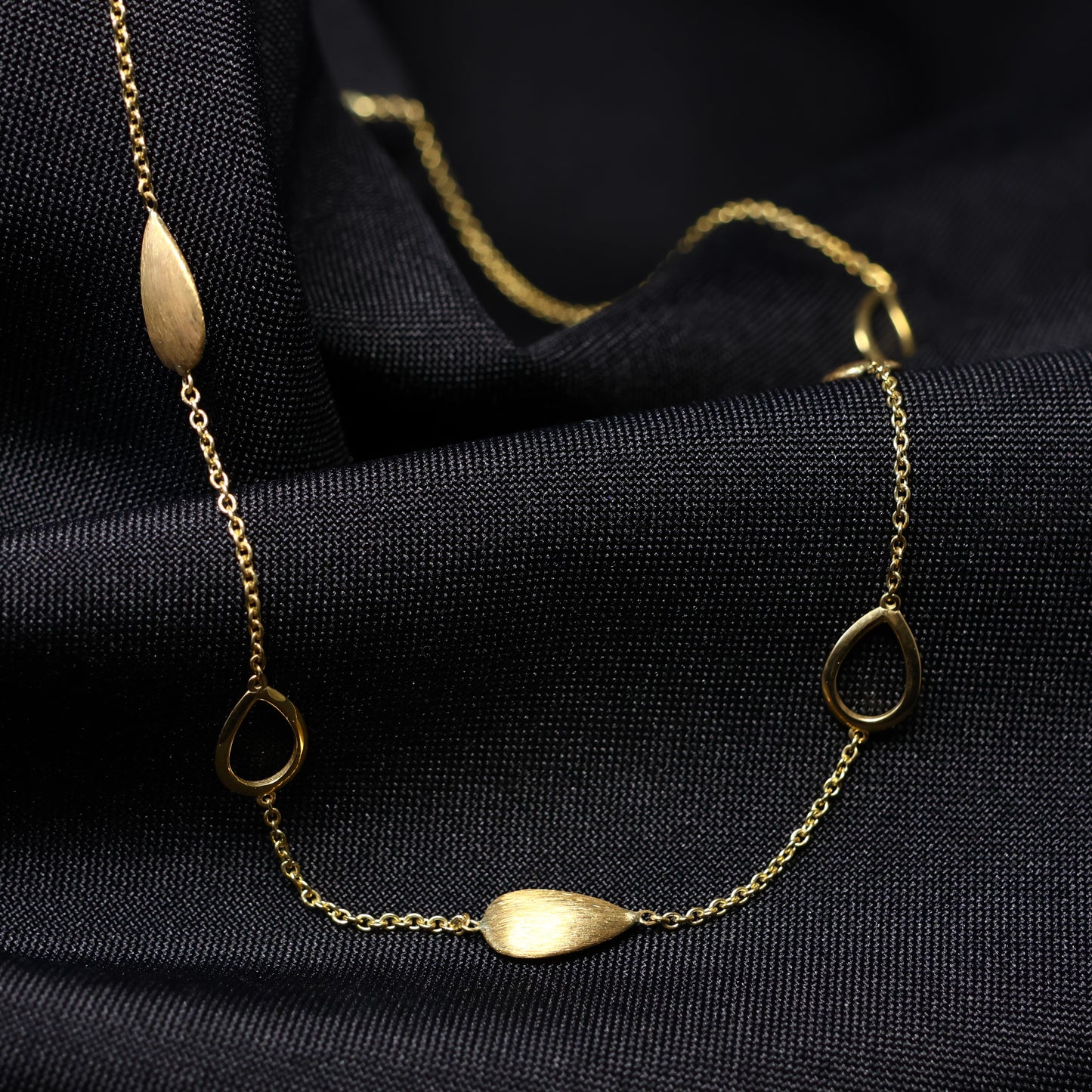 18kt geel gouden Ketting met motief 059595/45