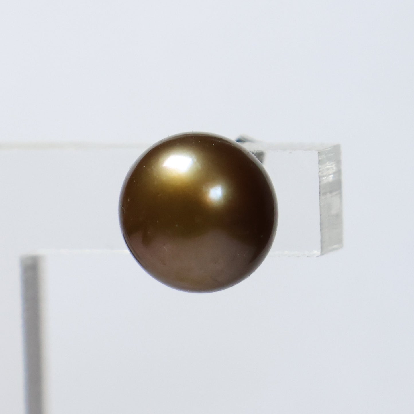 Parel oorbellen bronzen biwa parel 10mm