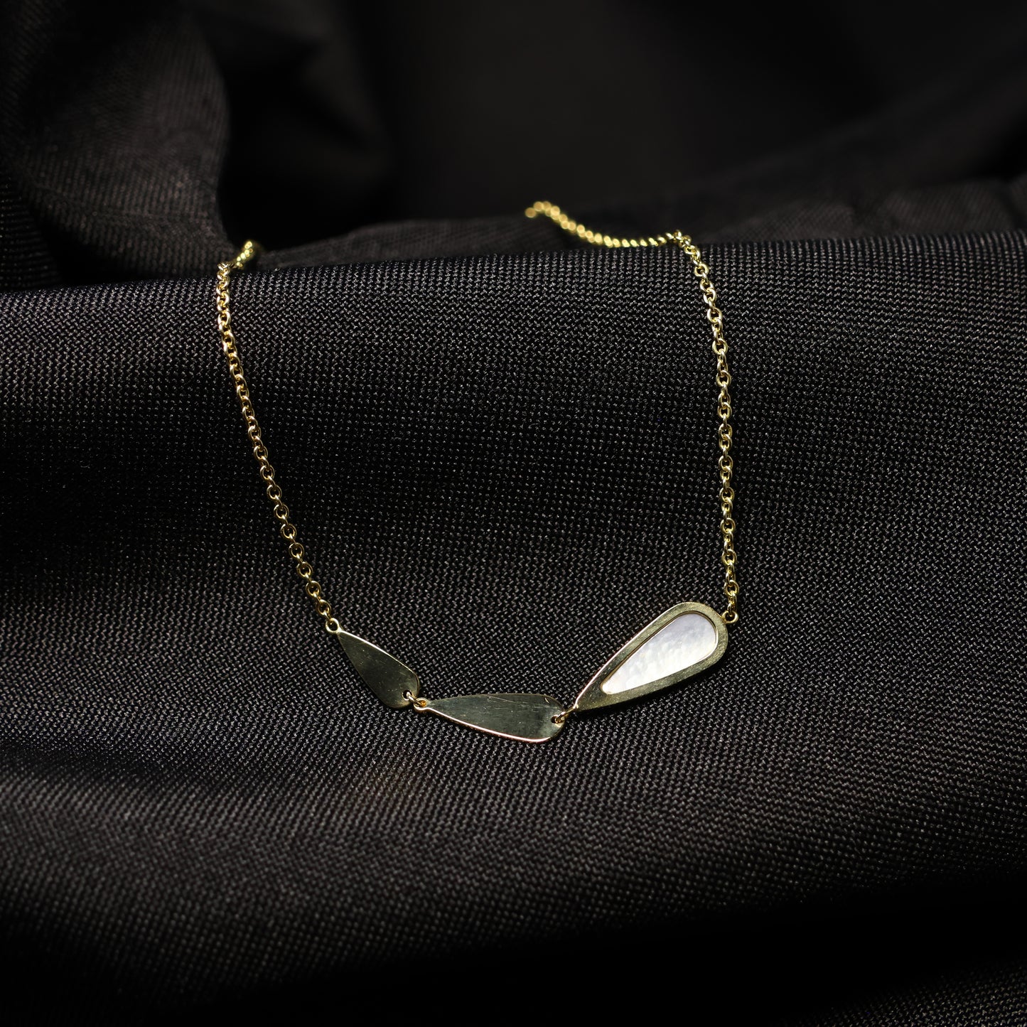 18KT yellow gold chain with spacer with mother of pearl 066576/N