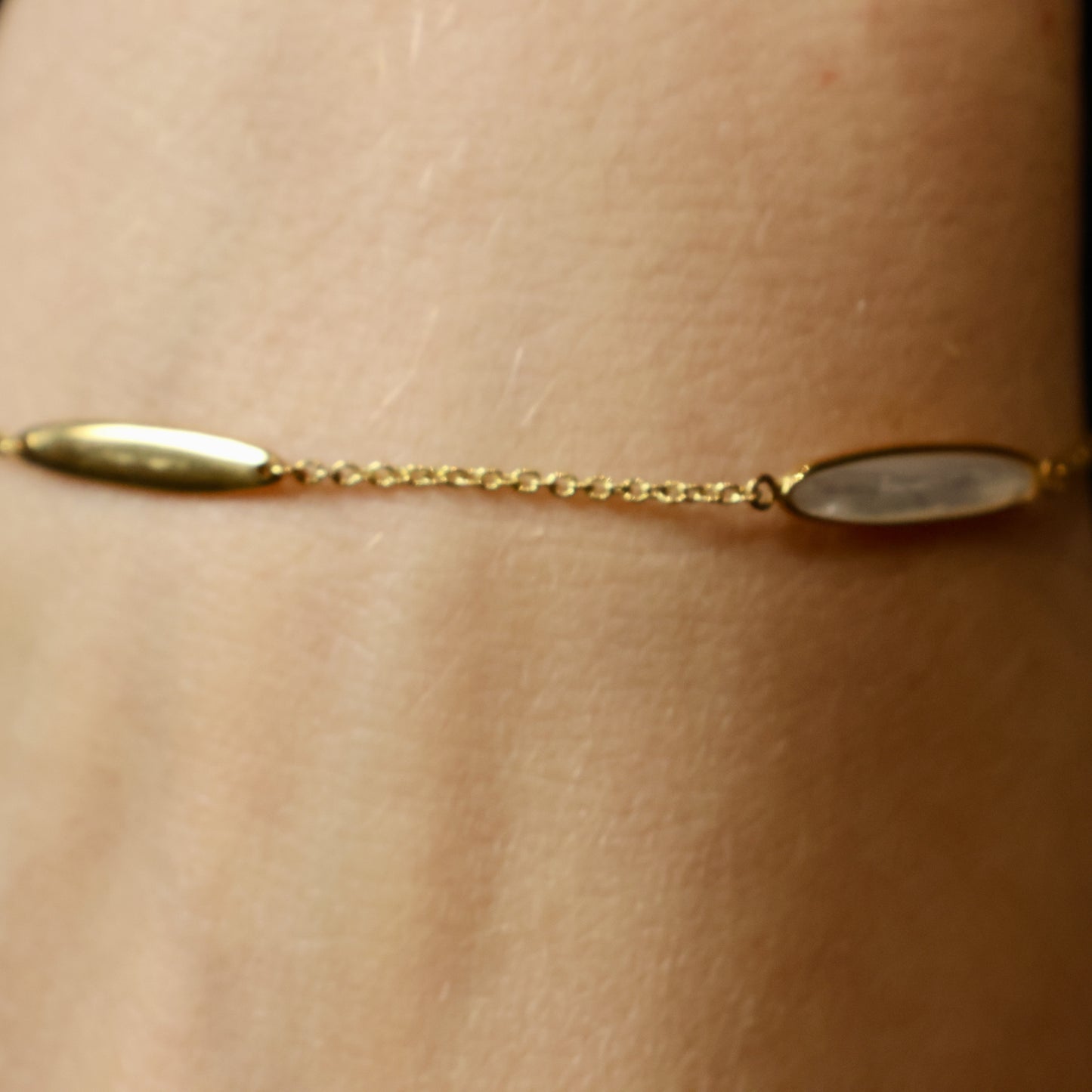 18KT gouden armband met parelmoer 060656N