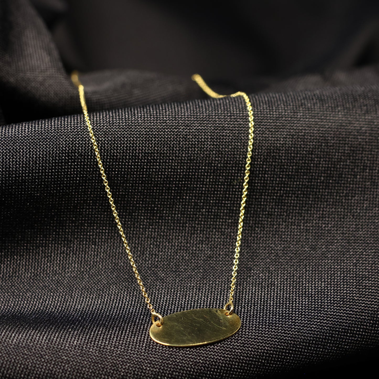 18kt geel gouden ketting met plaatje 060387