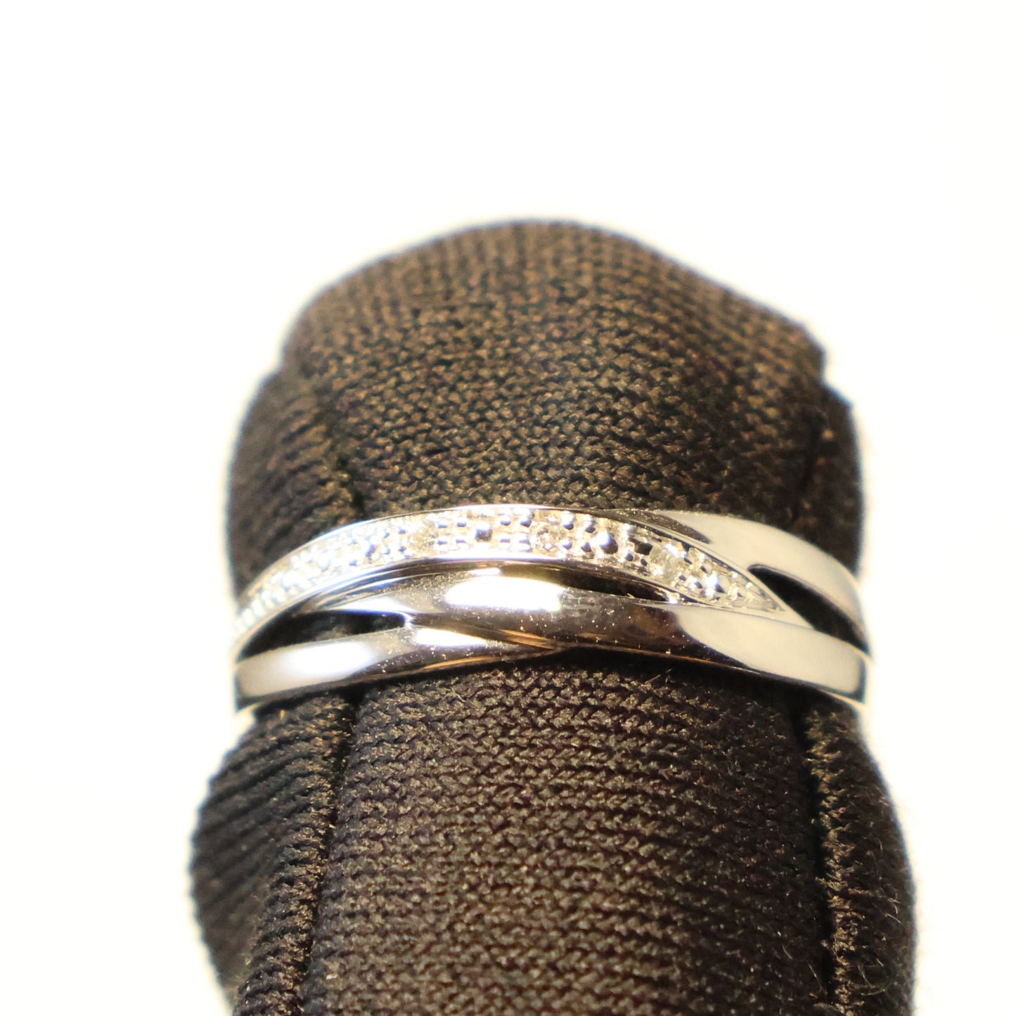 Wit gouden ring met briljant 057450A