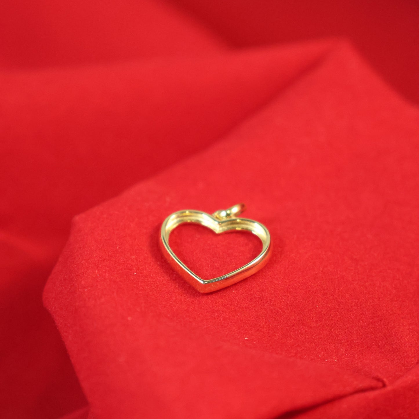 18KT geel gouden hartje hanger 064086