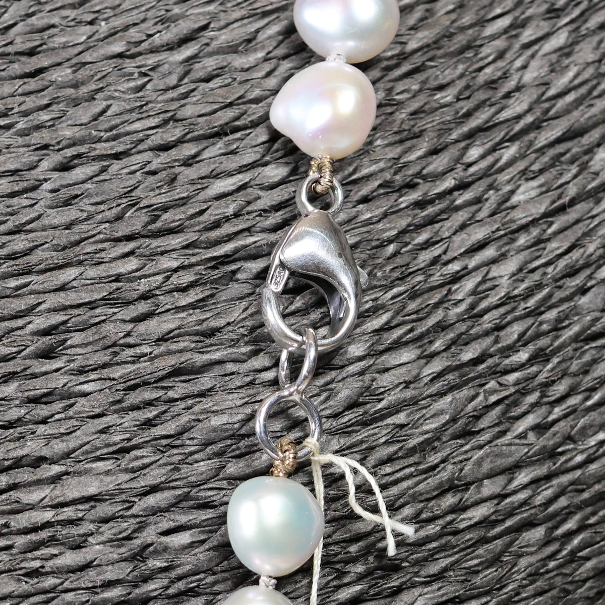 Parelketting 61cm baroque 8mm zoetwater parels zilveren slot
