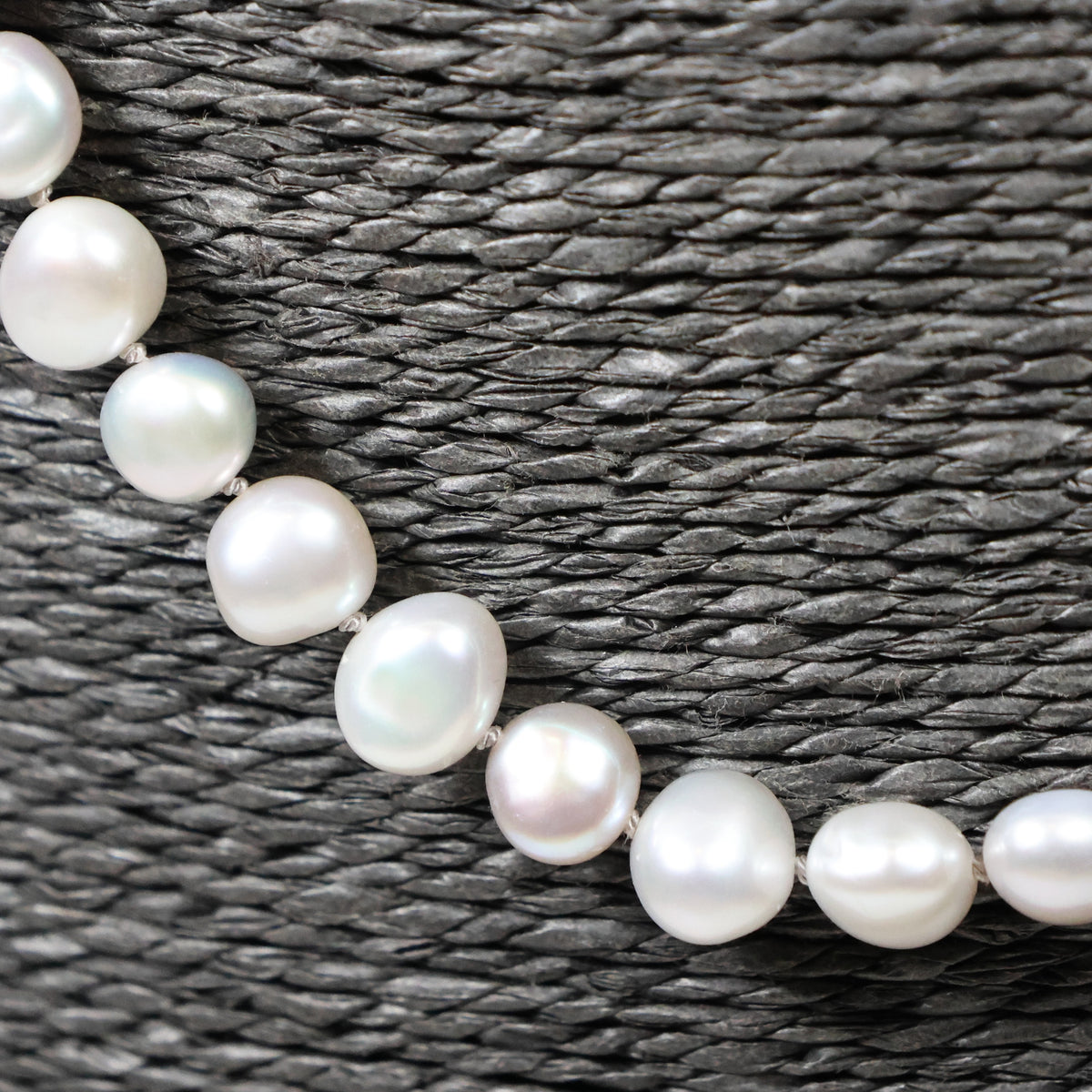 Parelketting 61cm baroque 8mm zoetwater parels zilveren slot