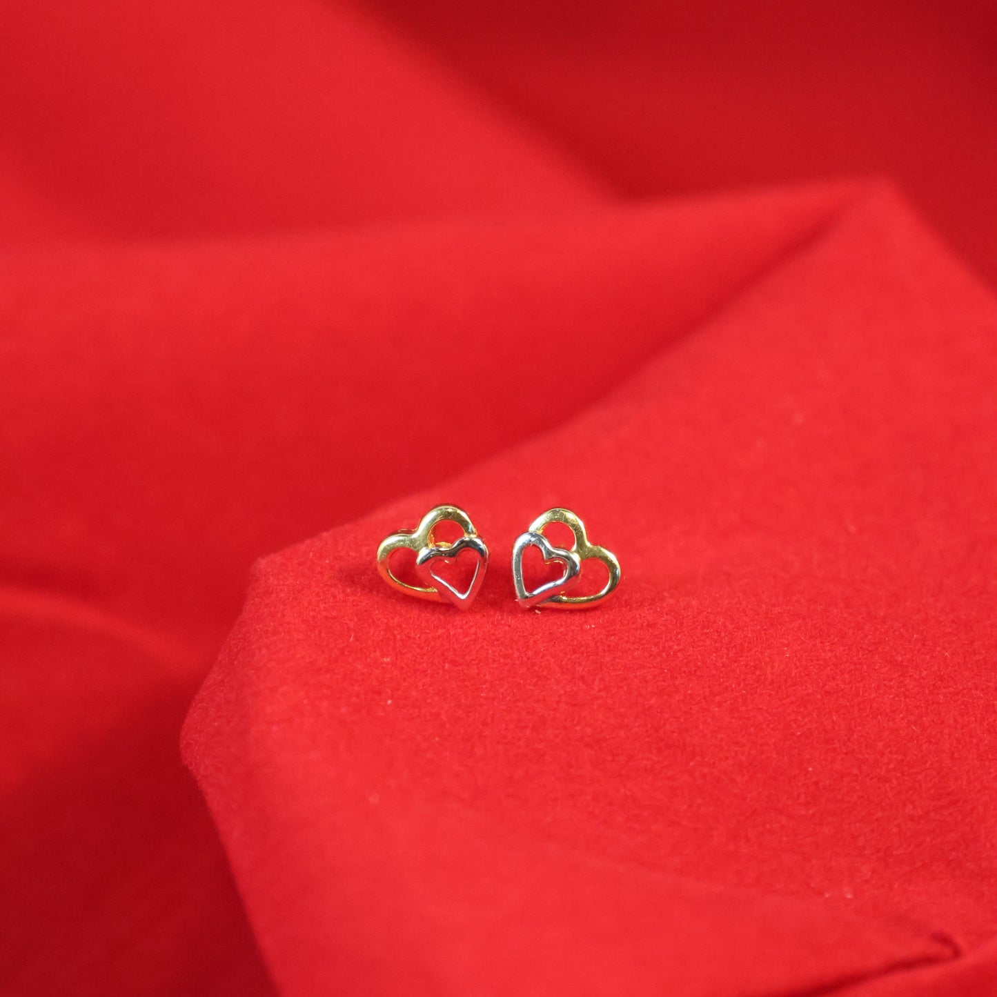 18KT geel en wit gouden hartvormige oorbellen 051530