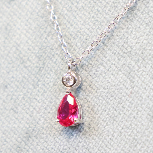 Naiomy Moments zilveren Halsketting met Rode hanger B8N08