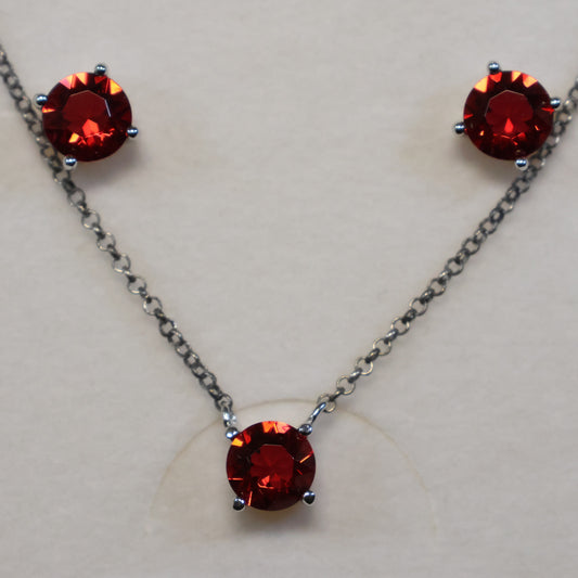 Spark zilveren oorbellen met rode Swarovski kristallen KP1088SS29SC