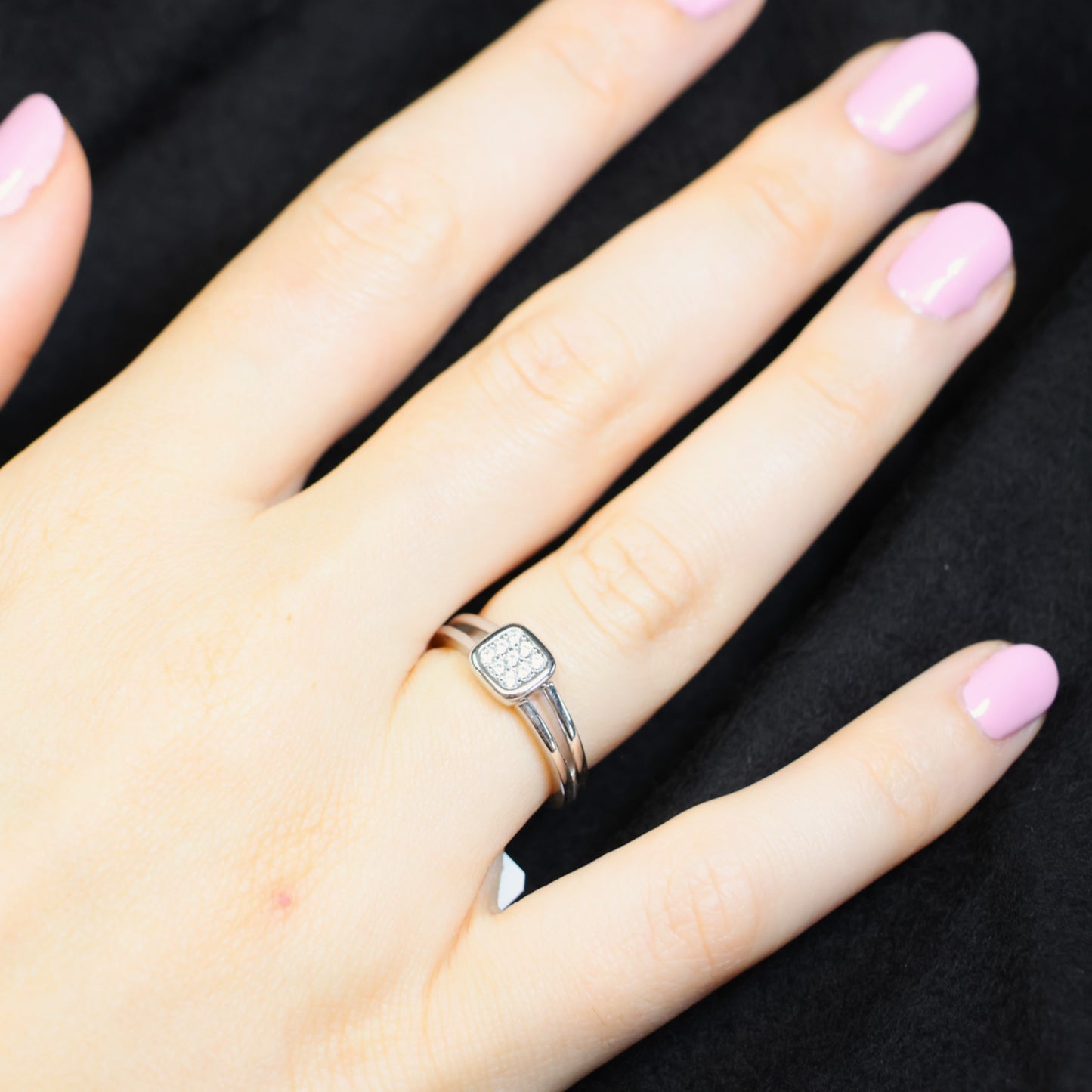 Naiomy Silver zilveren ring met zirconia steen N4K51
