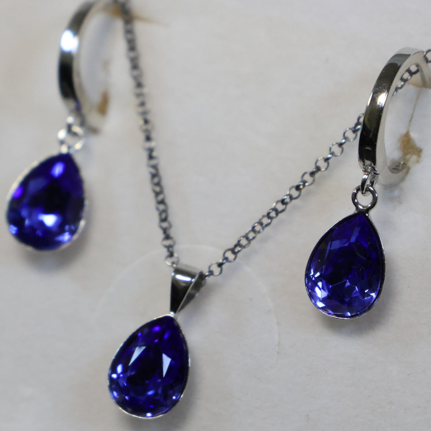 Spark zilveren ketting met blauwe Swarovski kristallen hanger NN432010SA