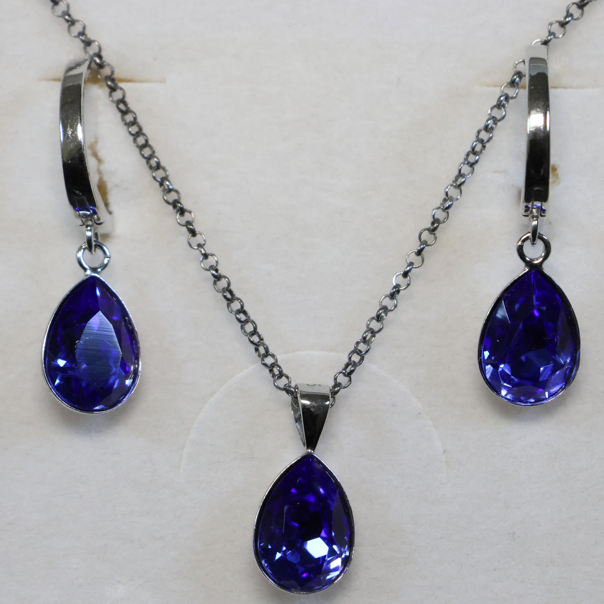 Spark zilveren ketting met blauwe Swarovski kristallen hanger NN432010SA