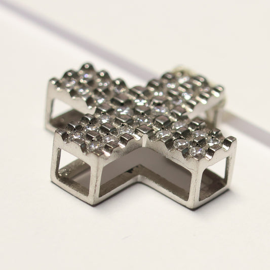 Zilveren kubus kruis hanger zirconium