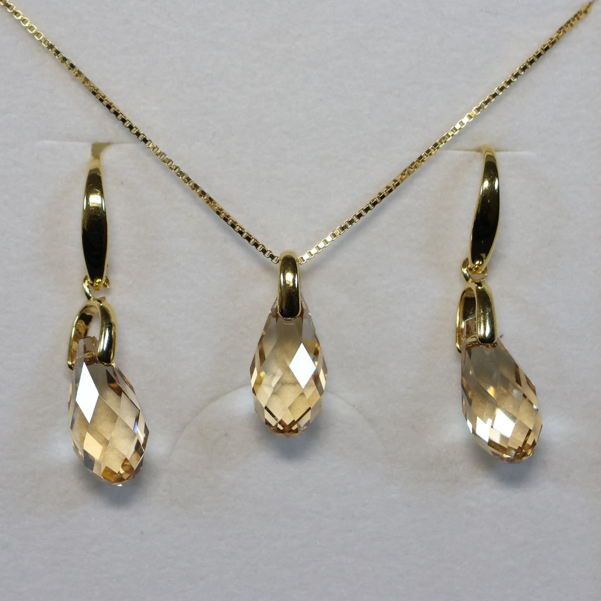 Spark 18karaat vergulde zilveren hangoorbellen met Swarovski kristallen KWG601013GS