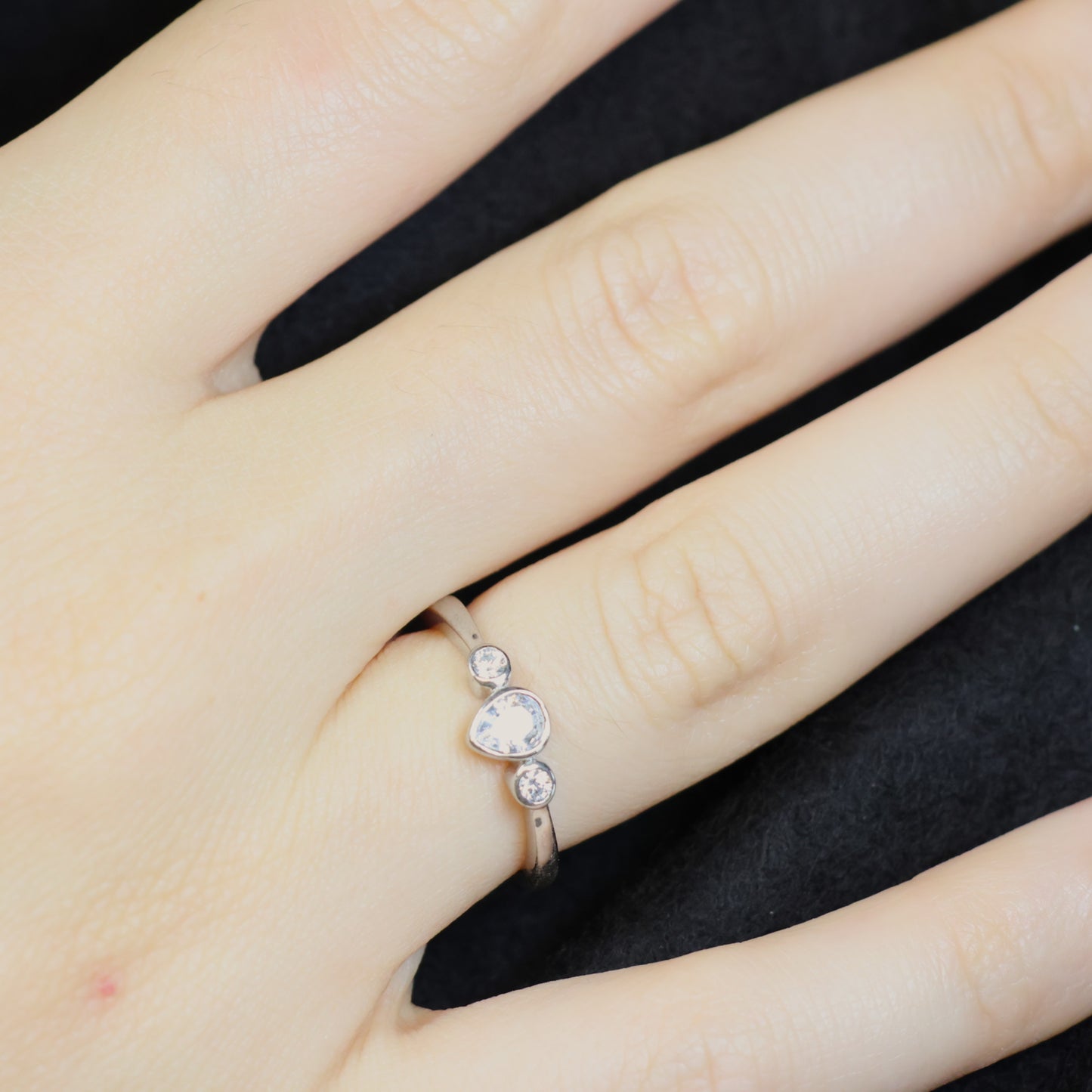 Naiomy Silver zilveren ring met zirconia steen N3Y57