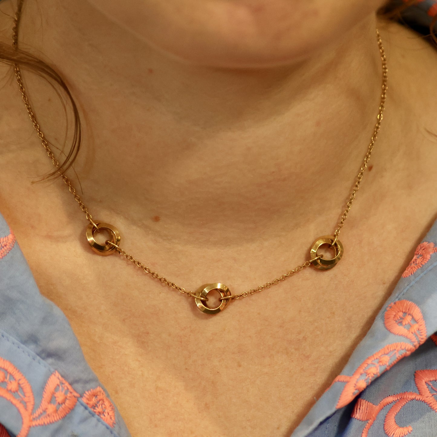 18kt geel gouden Ketting met tussenstukken 048319
