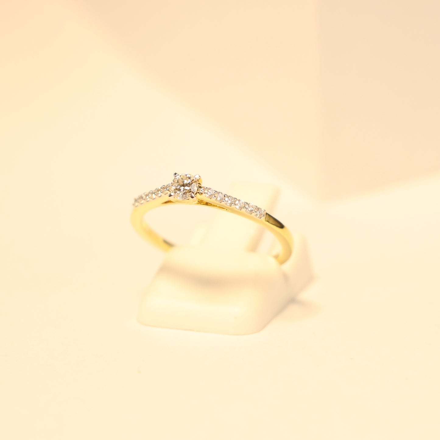 18KT geel gouden ring met briljant RS6662