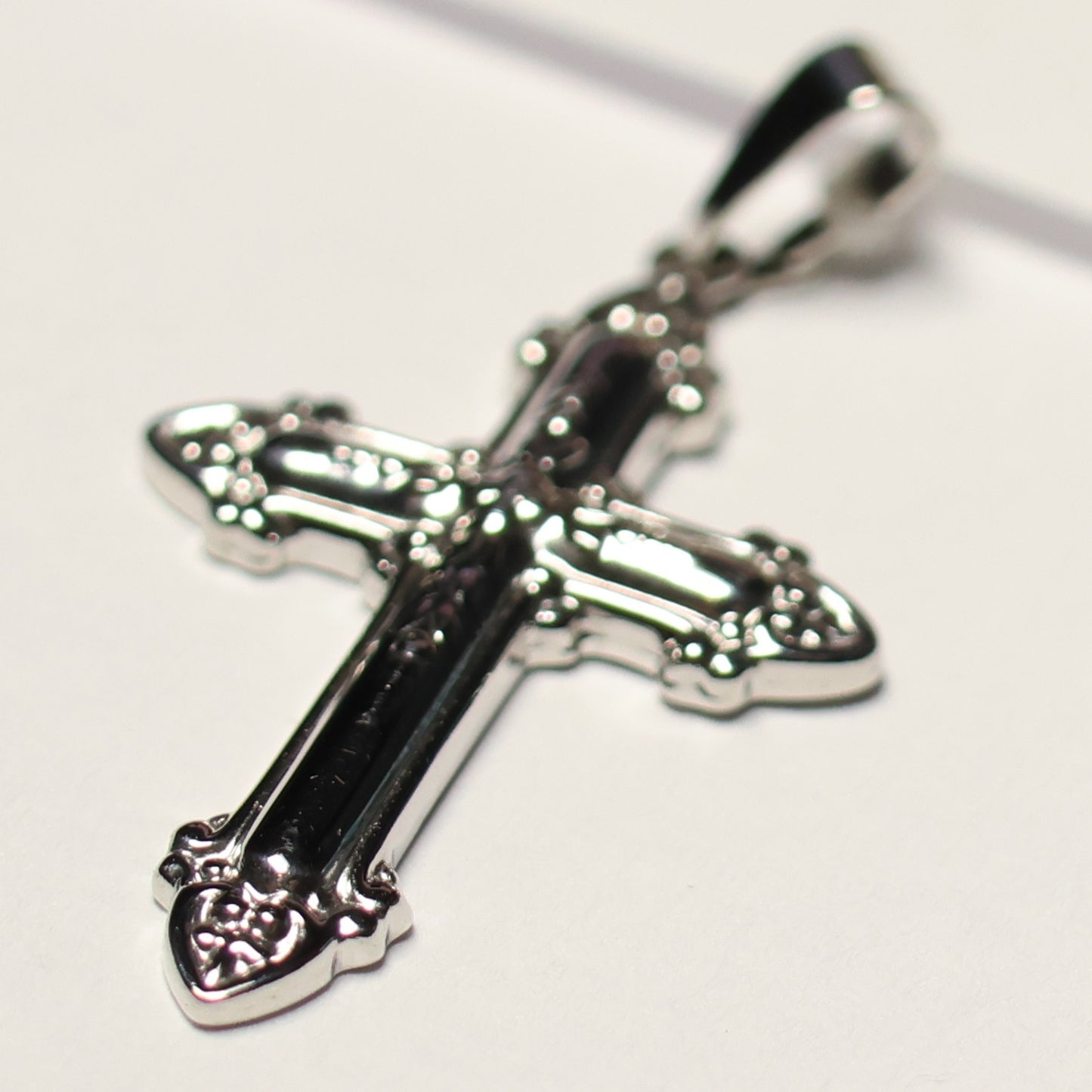 Zilveren Christelijk flare kruis hanger 25mm