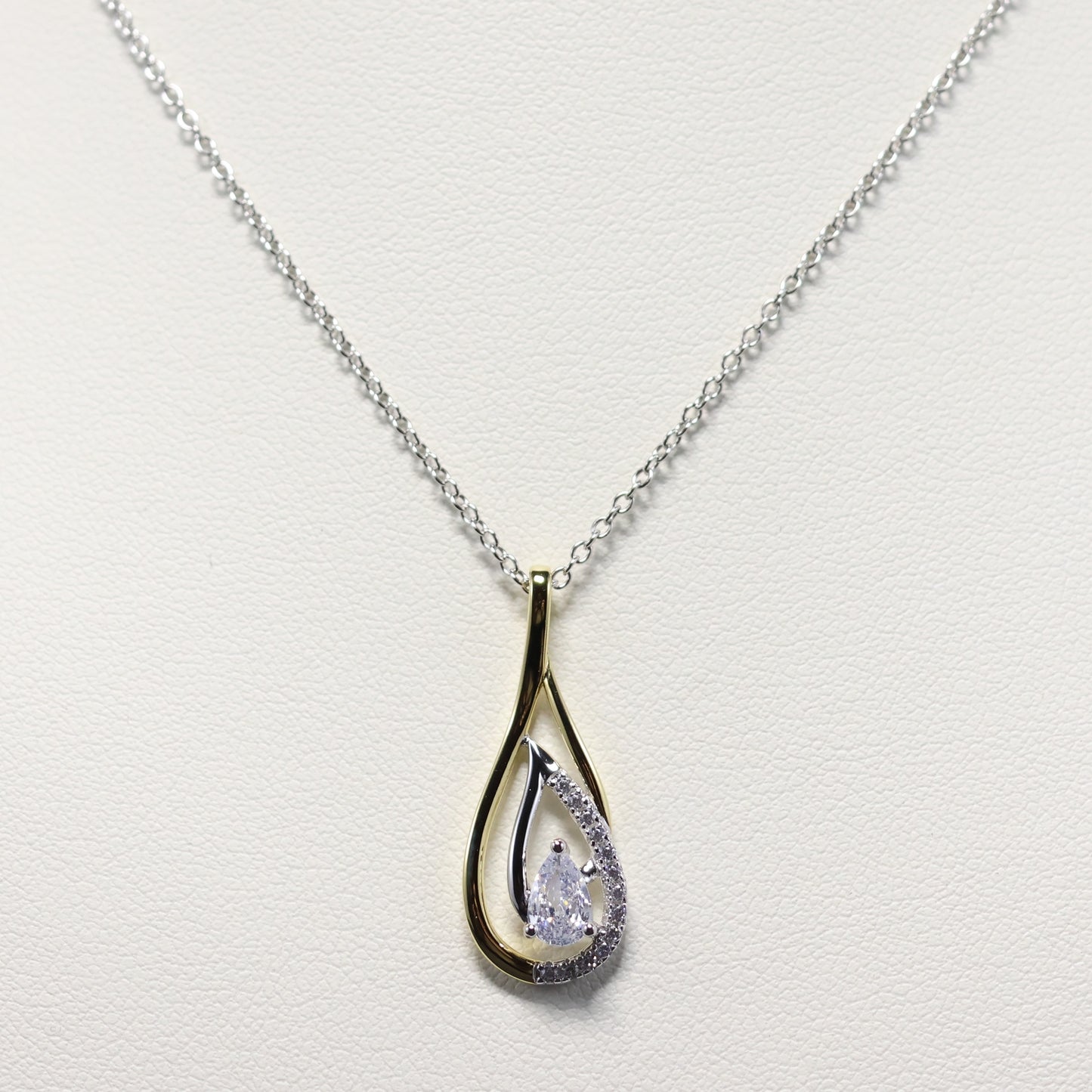 Naiomy zilveren ketting met bicolor druppel hanger N5P70