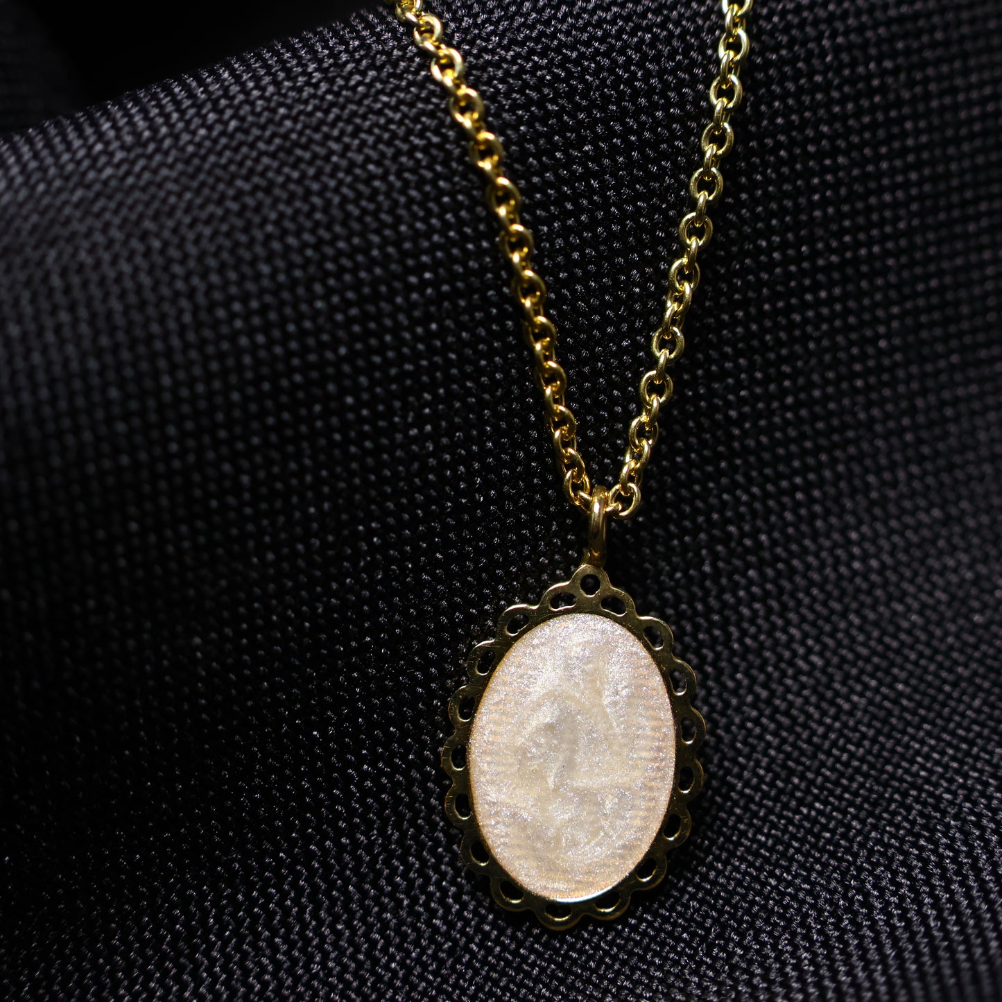 Gouden Ketting met Parelmoer hanger 462859