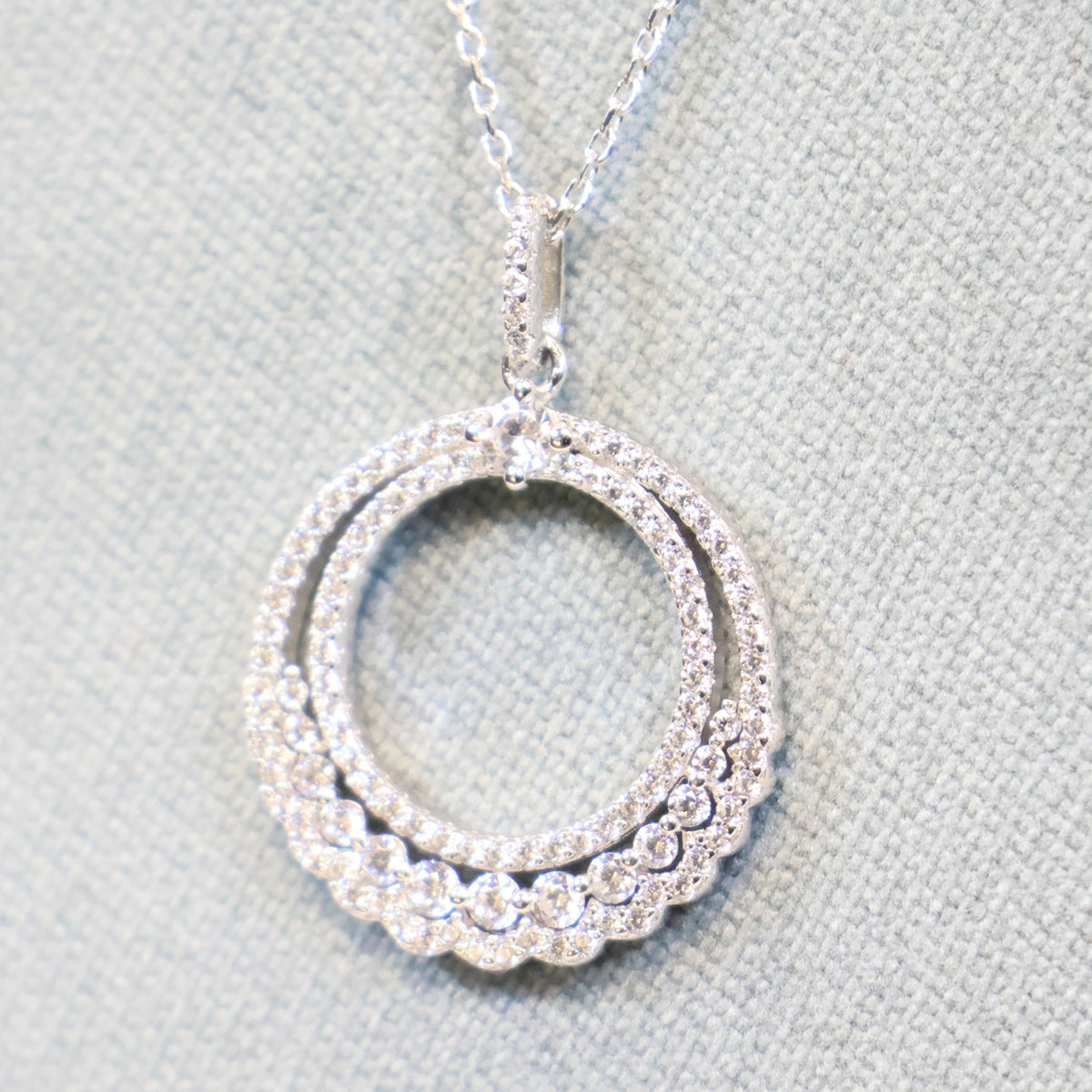 Naiomy silver zilveren ketting met cirkel hanger N3T56
