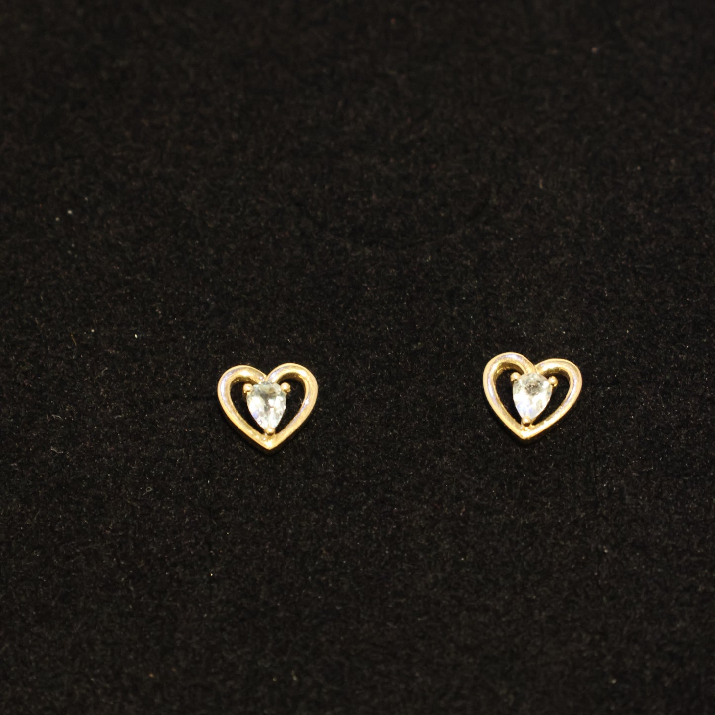 18KT geel gouden hartjes oorbellen met topaas 065764/T