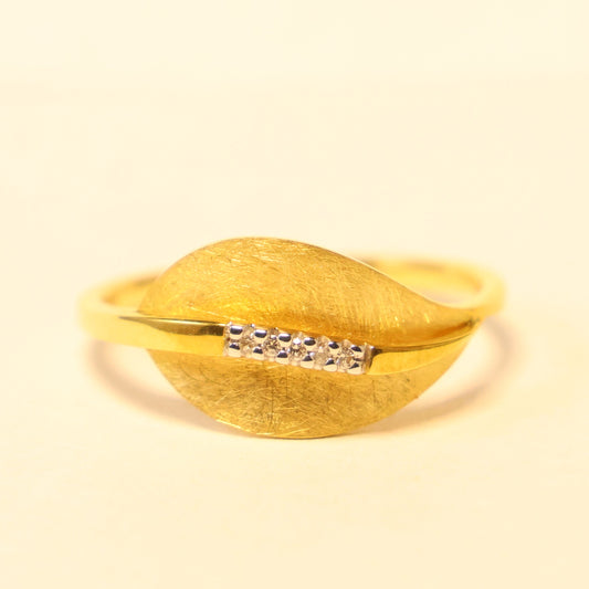 18KT geel gouden ring met briljant 065610A