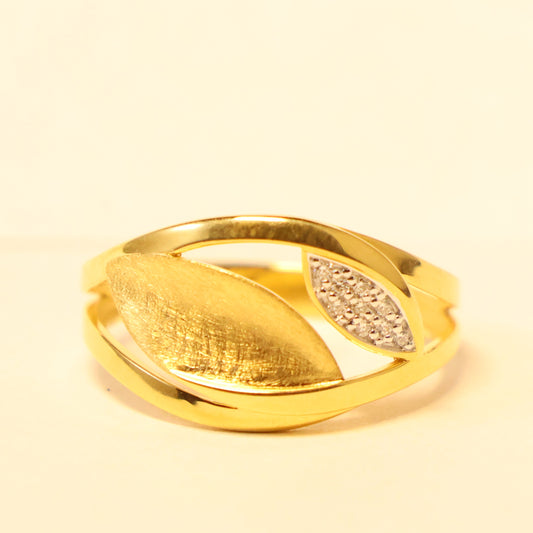 18KT geel gouden ring met briljant 067886/A