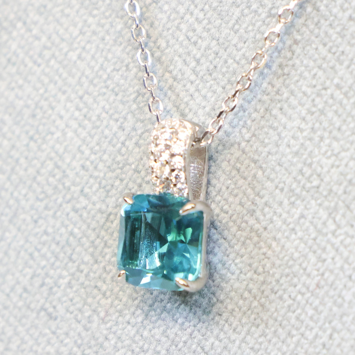 Naiomy silver zilveren ketting met Blauwe hanger N4F55