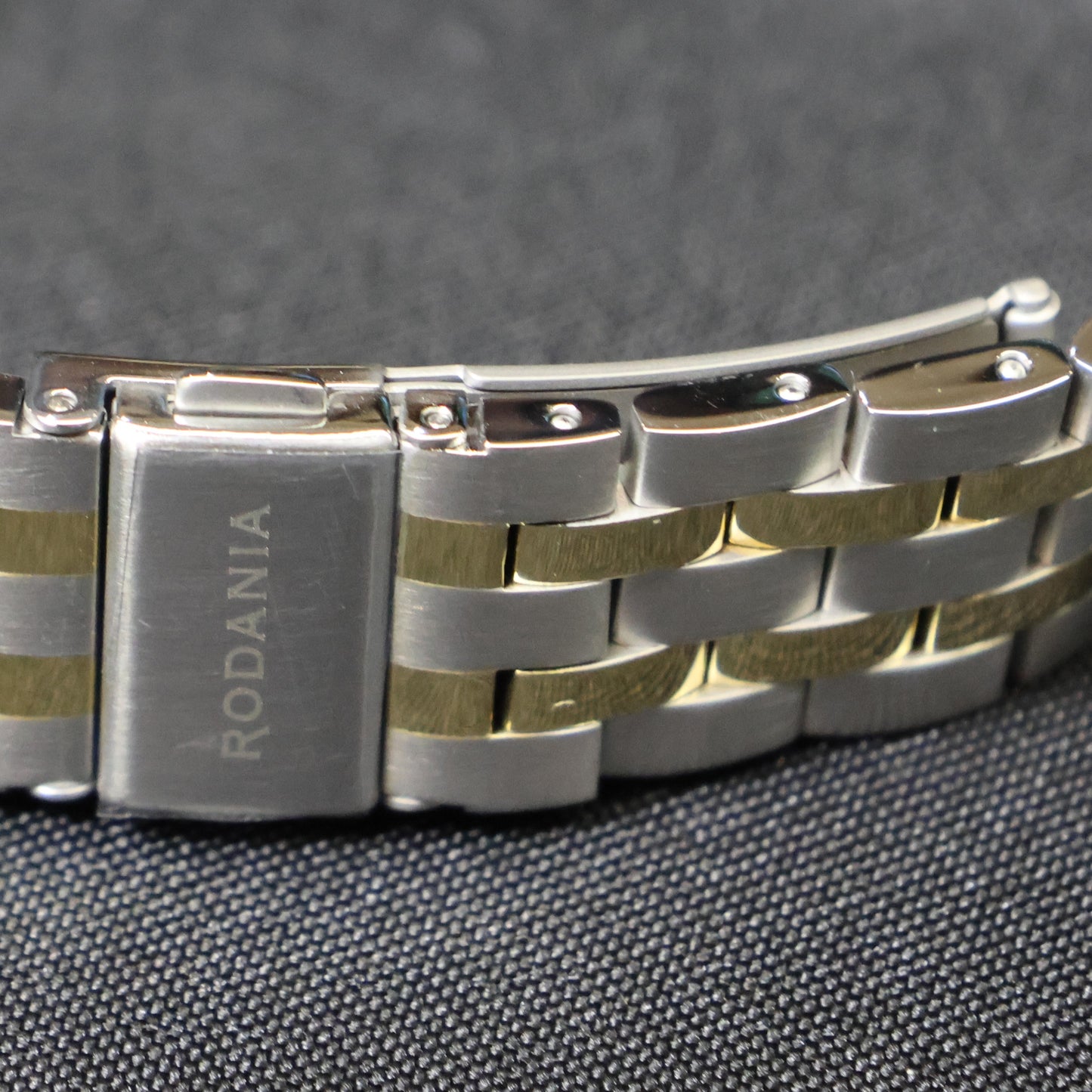 Rodania Nyon heren model R22087 sluiting