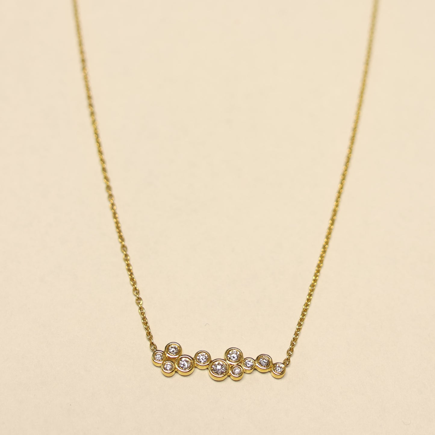 Ketting geel goud met tussenstuk met briljant 064327A