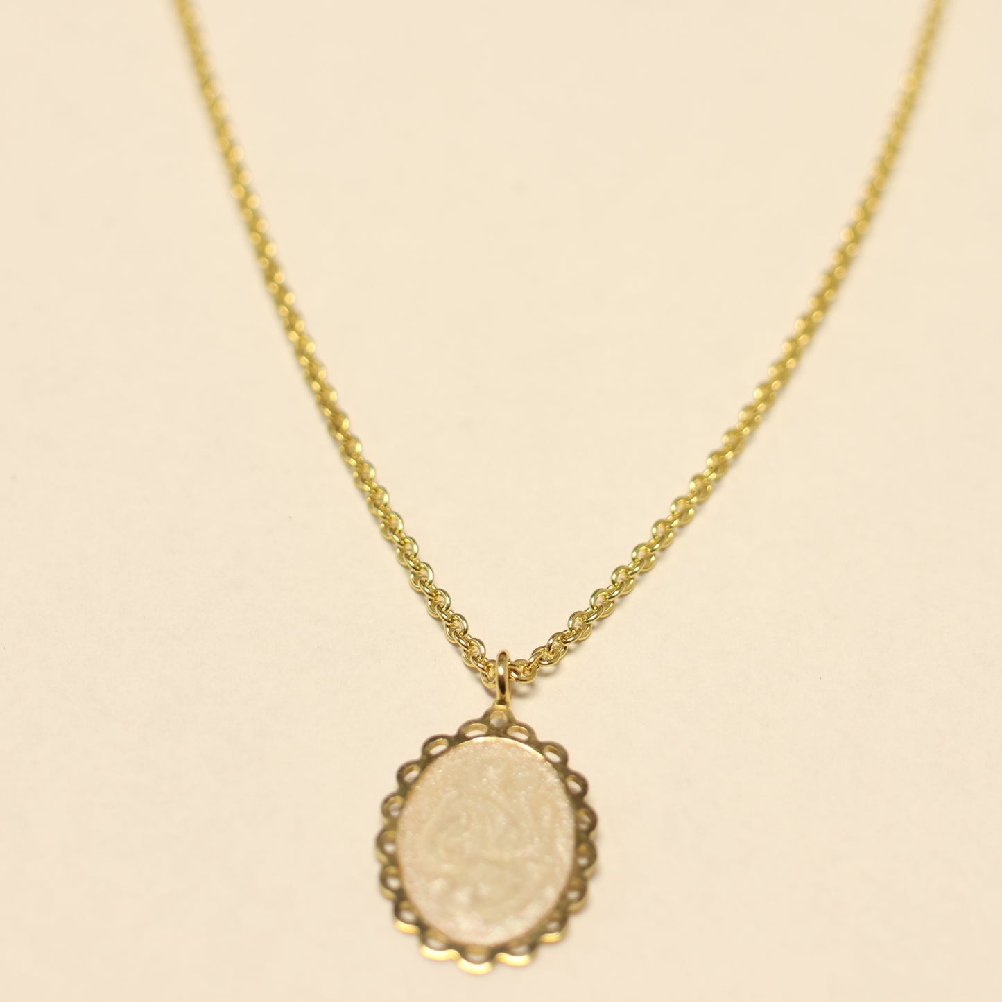Gouden Ketting met Parelmoer hanger 462859