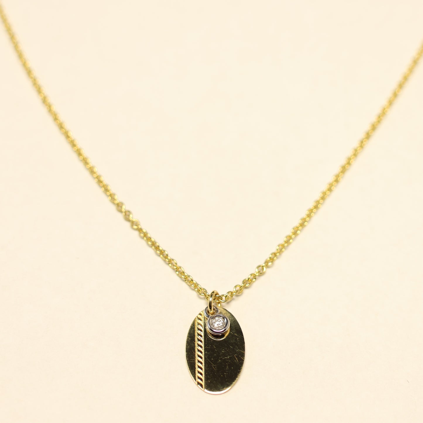Ketting geel goud met hanger met briljant 067098