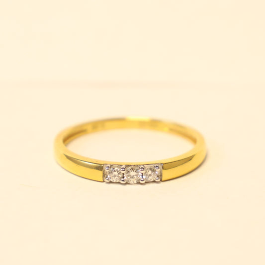 18kt geel gouden ring met briljant 065018/A