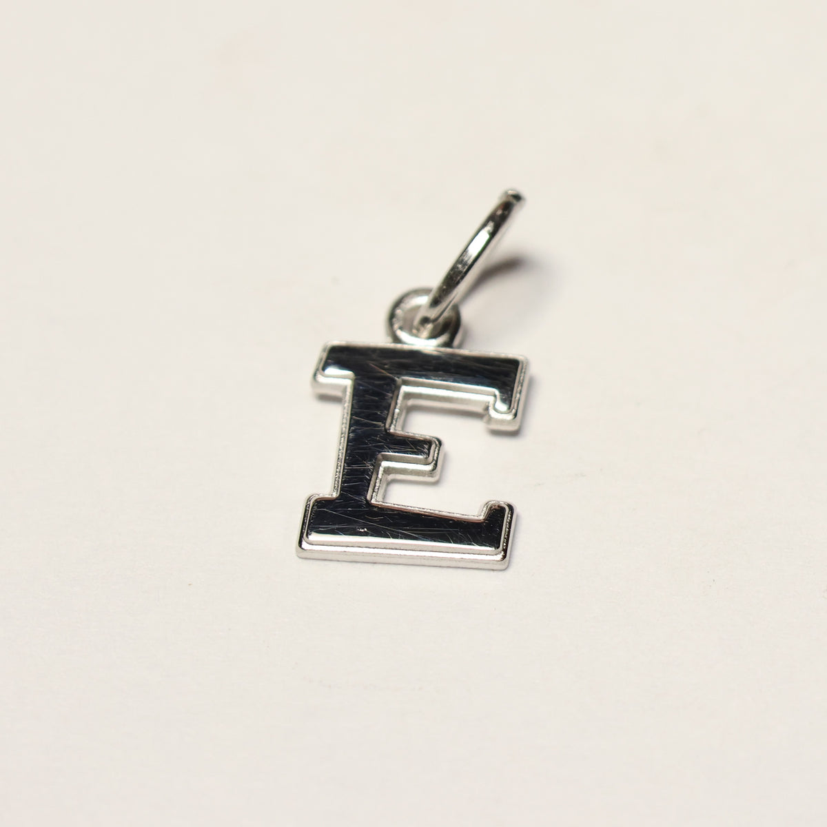 Tresor zilveren hanger letter E