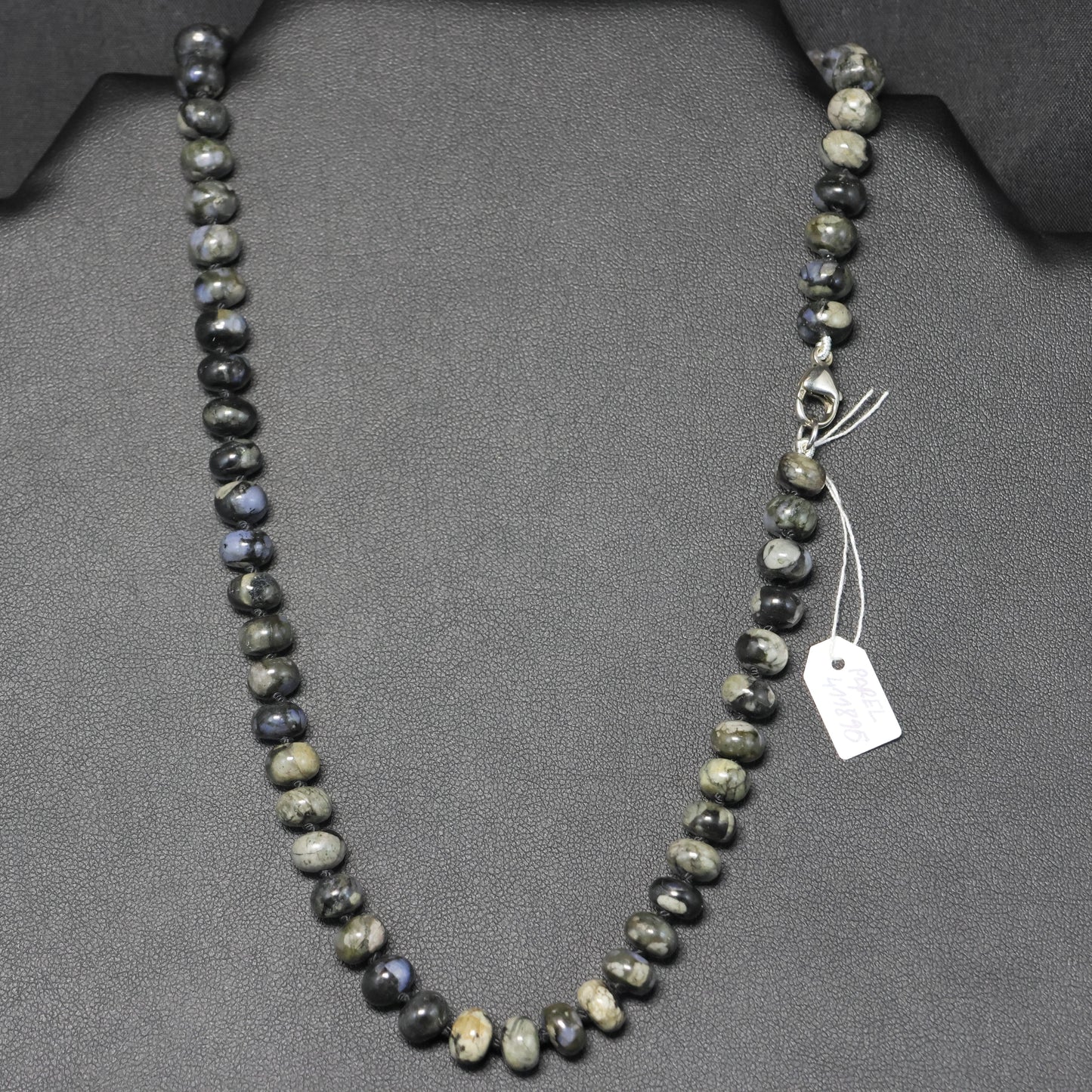Collier pierre semi-précieuse avec rhyolite 00739603 avec fermoir en argent