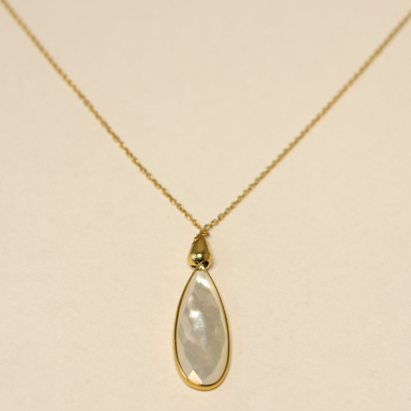18KT geel gouden ketting met hanger met parelmoer 061964N