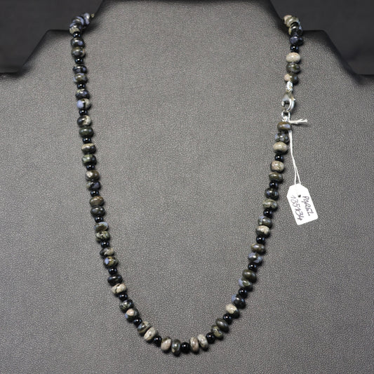 Rhyoliet en Onyx Halssnoer met zilveren slot