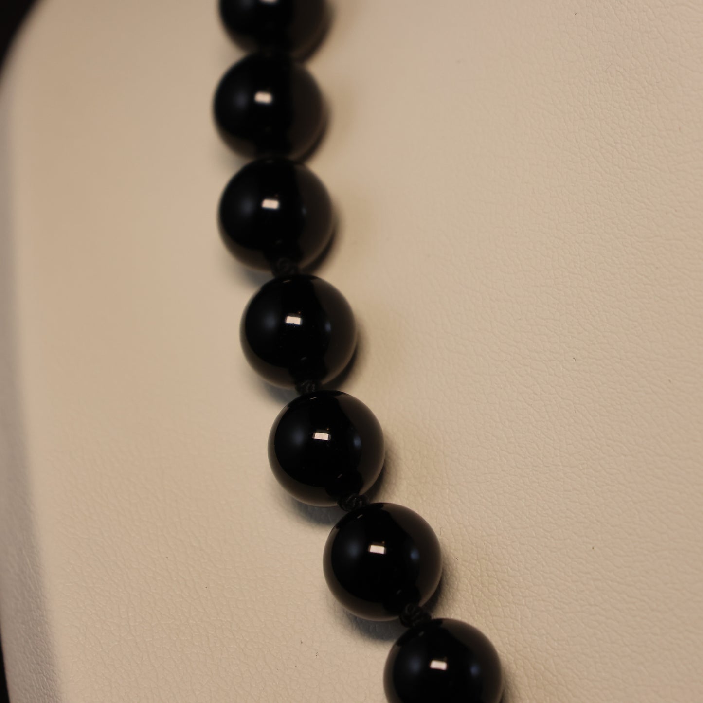 Collier pierre semi-précieuse avec onyx 00235201 avec fermoir en argent