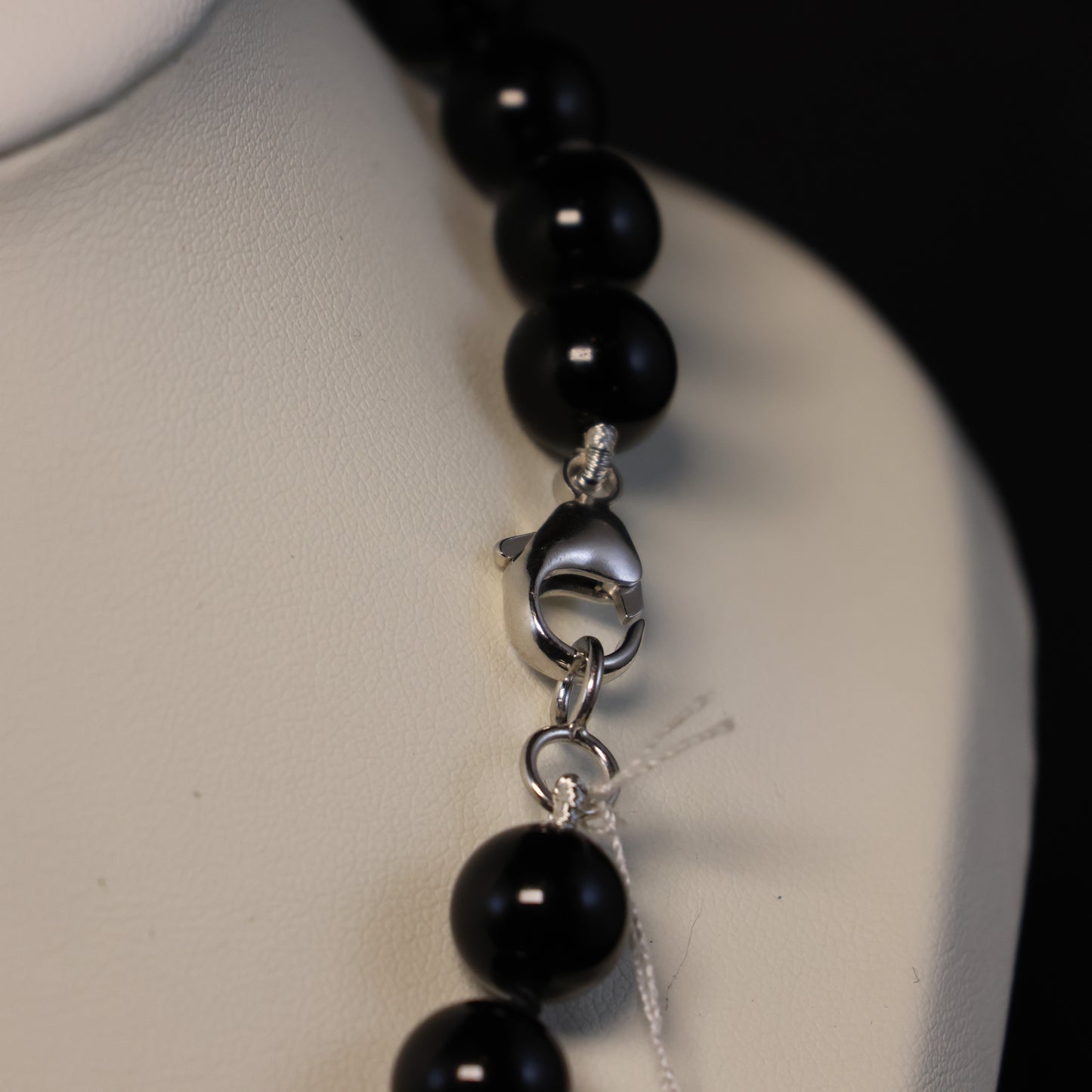 Collier pierre semi-précieuse avec onyx 00235201 avec fermoir en argent