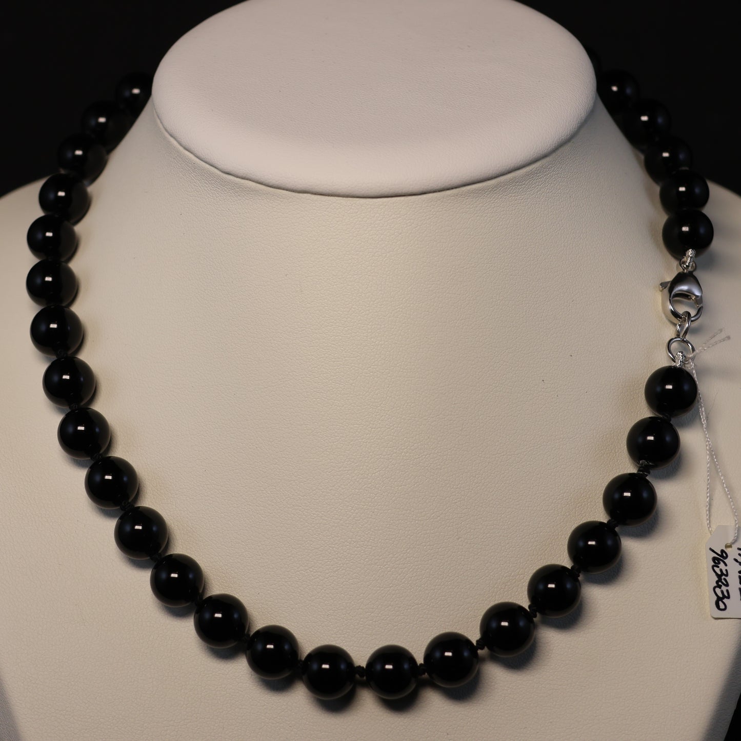 Collier pierre semi-précieuse avec onyx 00235201 avec fermoir en argent