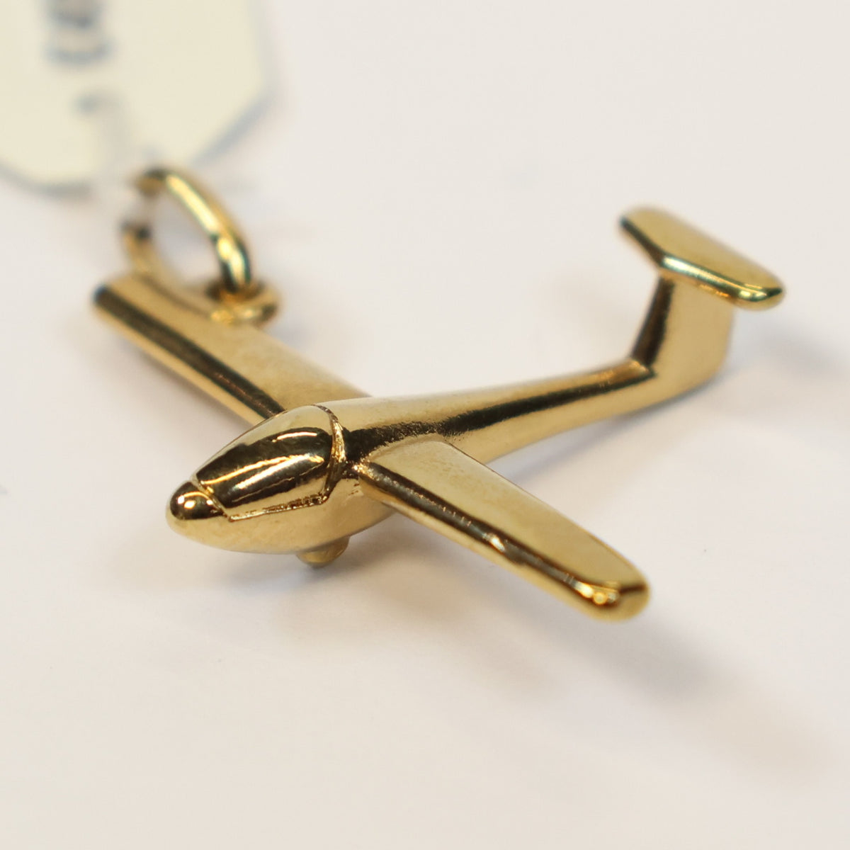 Plaqué zweefvliegtuigje hanger
