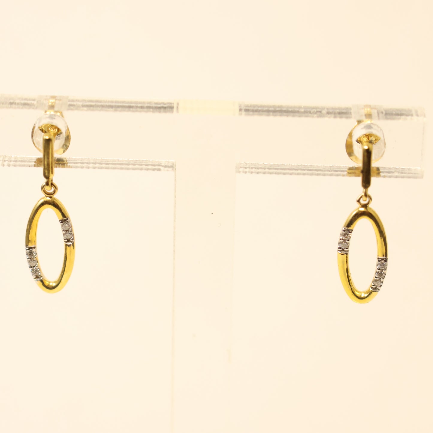 18KT gouden ovalen hangoorbellen 063076A