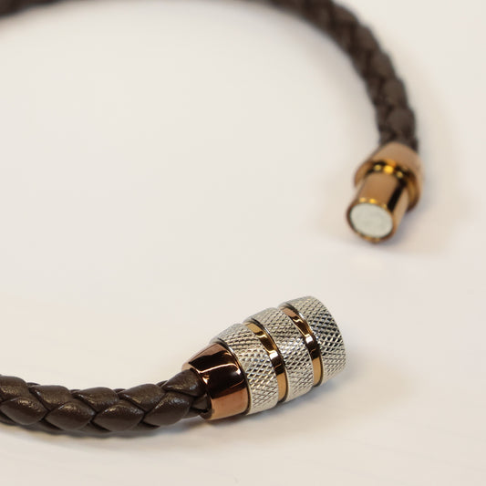 Bruine leren Armband met stalen magneetslot 540367